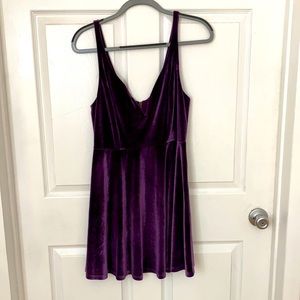 Size L purple velvet holiday dress from Urban Outfitters